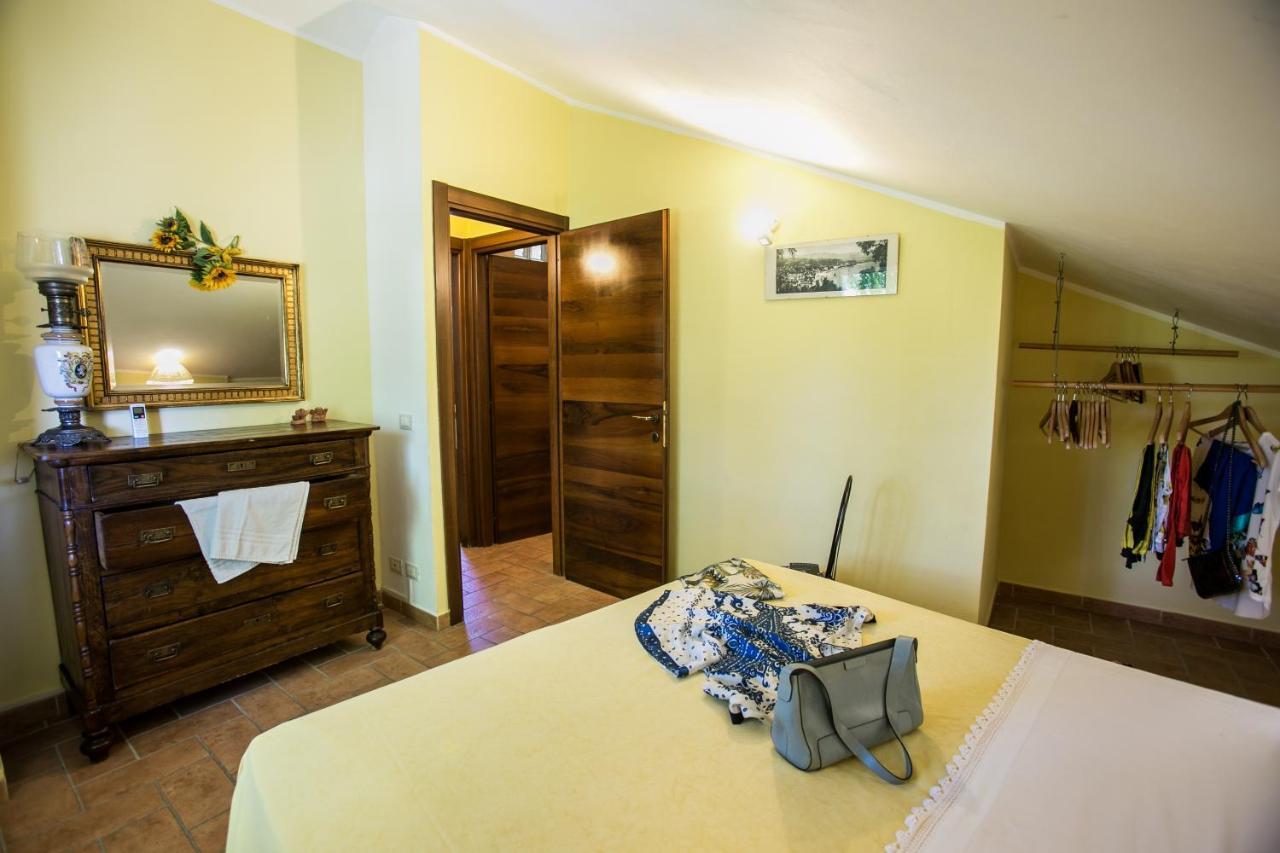 Le Raganelle Hotell Oneglia Eksteriør bilde