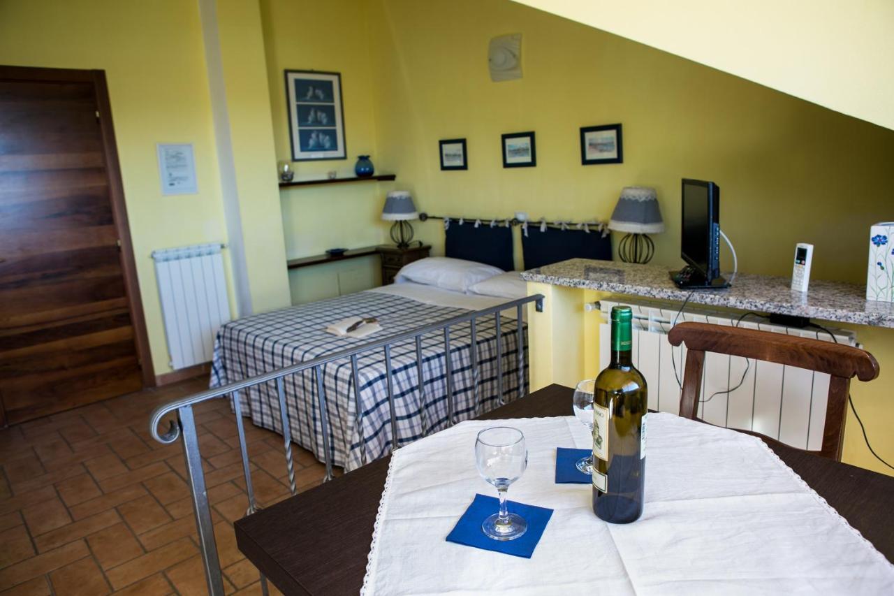Le Raganelle Hotell Oneglia Eksteriør bilde